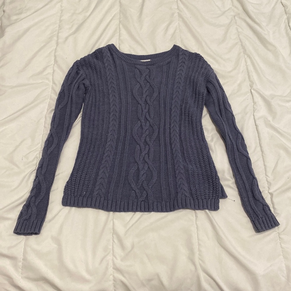 Old navy sweater